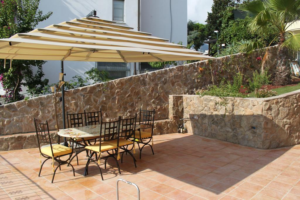 Villa Pineland 보르게토 산토 스피리토 외부 사진