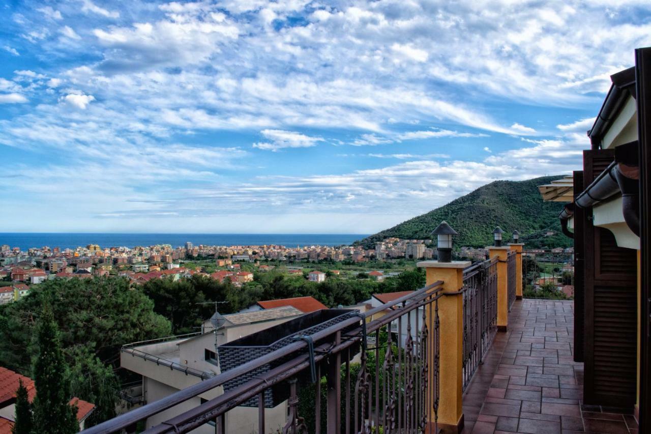Villa Pineland 보르게토 산토 스피리토 외부 사진